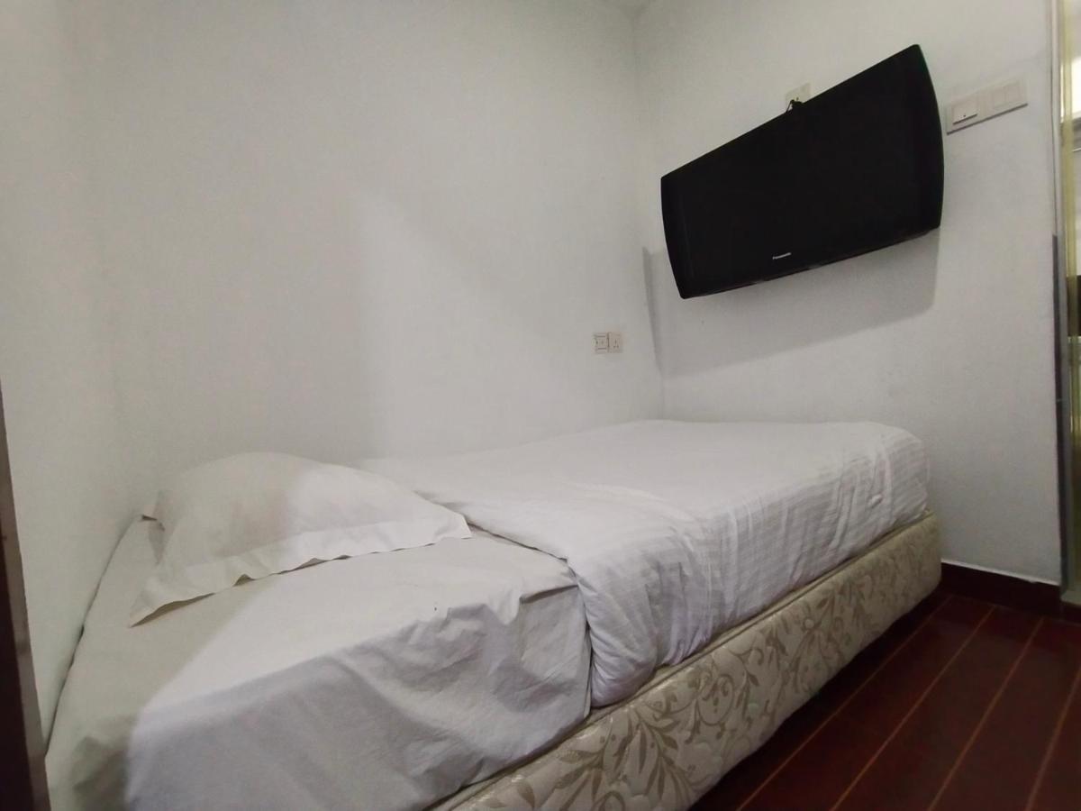 Oyo 90248 Kapitan Inn Bintulu Exterior foto