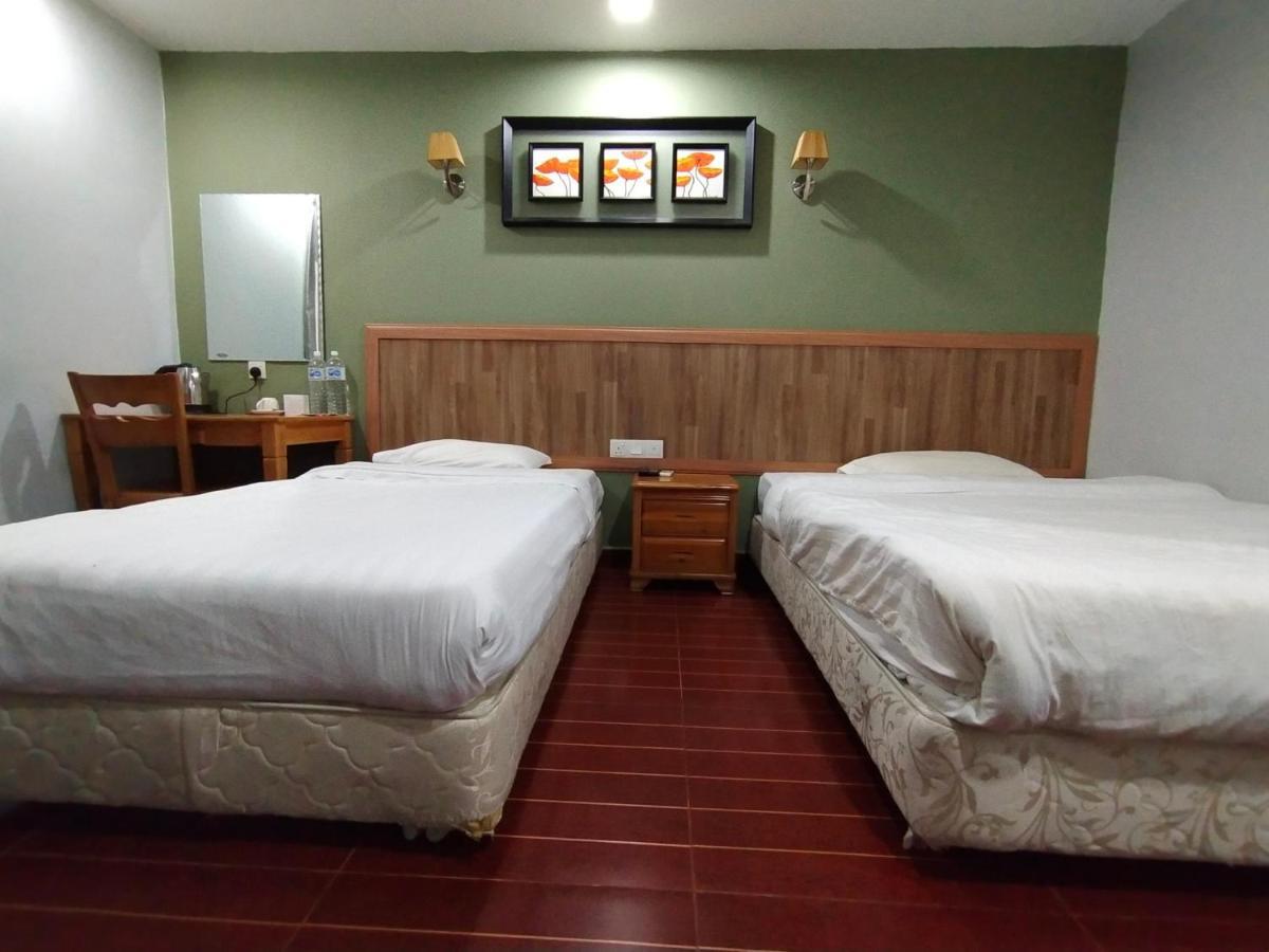 Oyo 90248 Kapitan Inn Bintulu Exterior foto