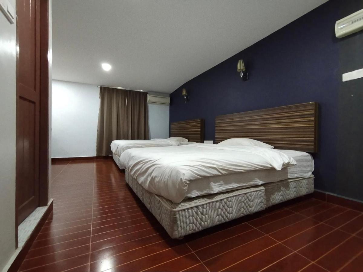 Oyo 90248 Kapitan Inn Bintulu Exterior foto